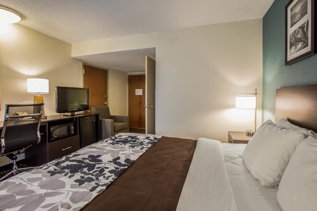Sleep Inn Greensboro Airport Екстериор снимка