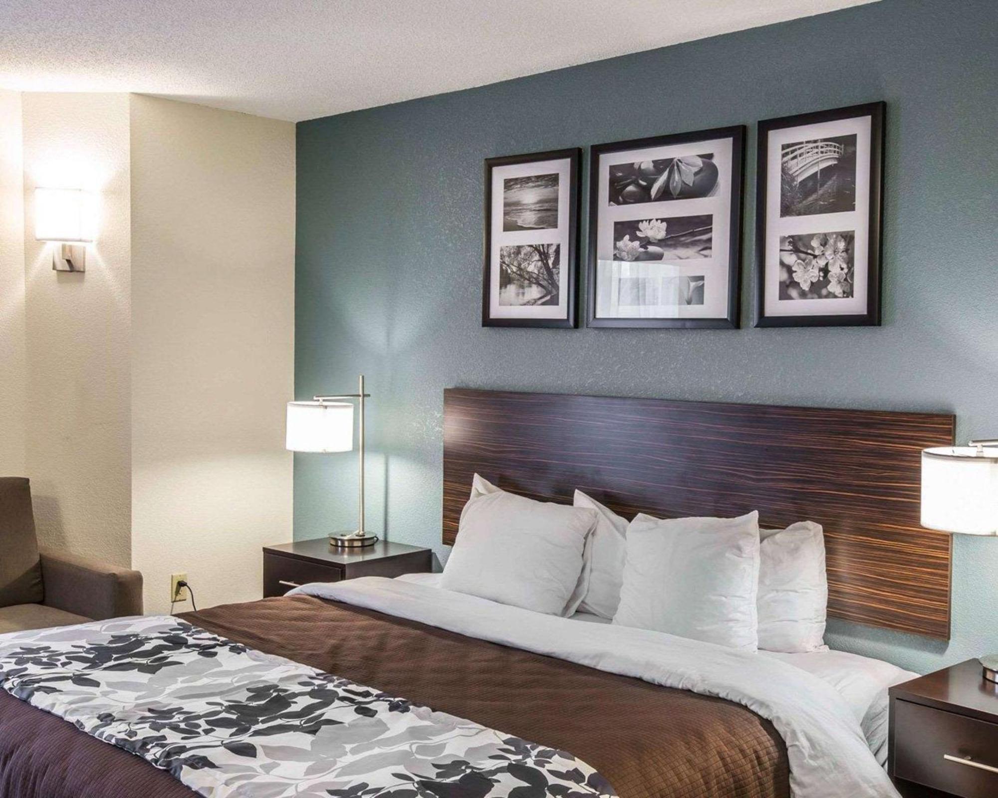 Sleep Inn Greensboro Airport Екстериор снимка