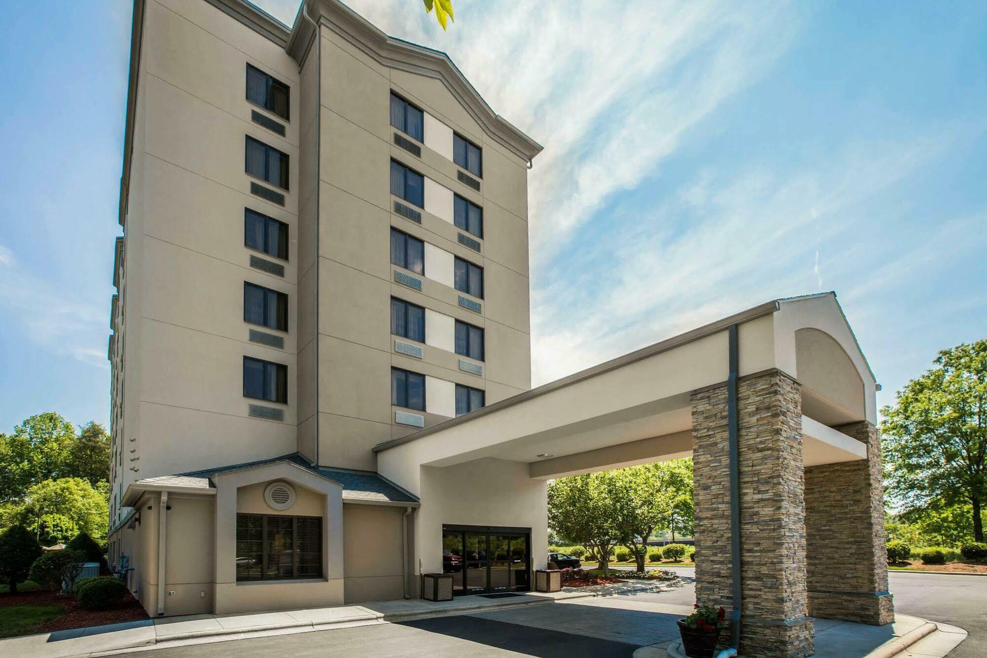Sleep Inn Greensboro Airport Екстериор снимка
