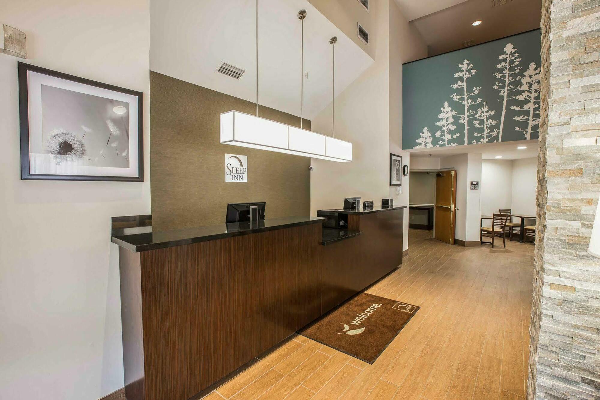 Sleep Inn Greensboro Airport Екстериор снимка