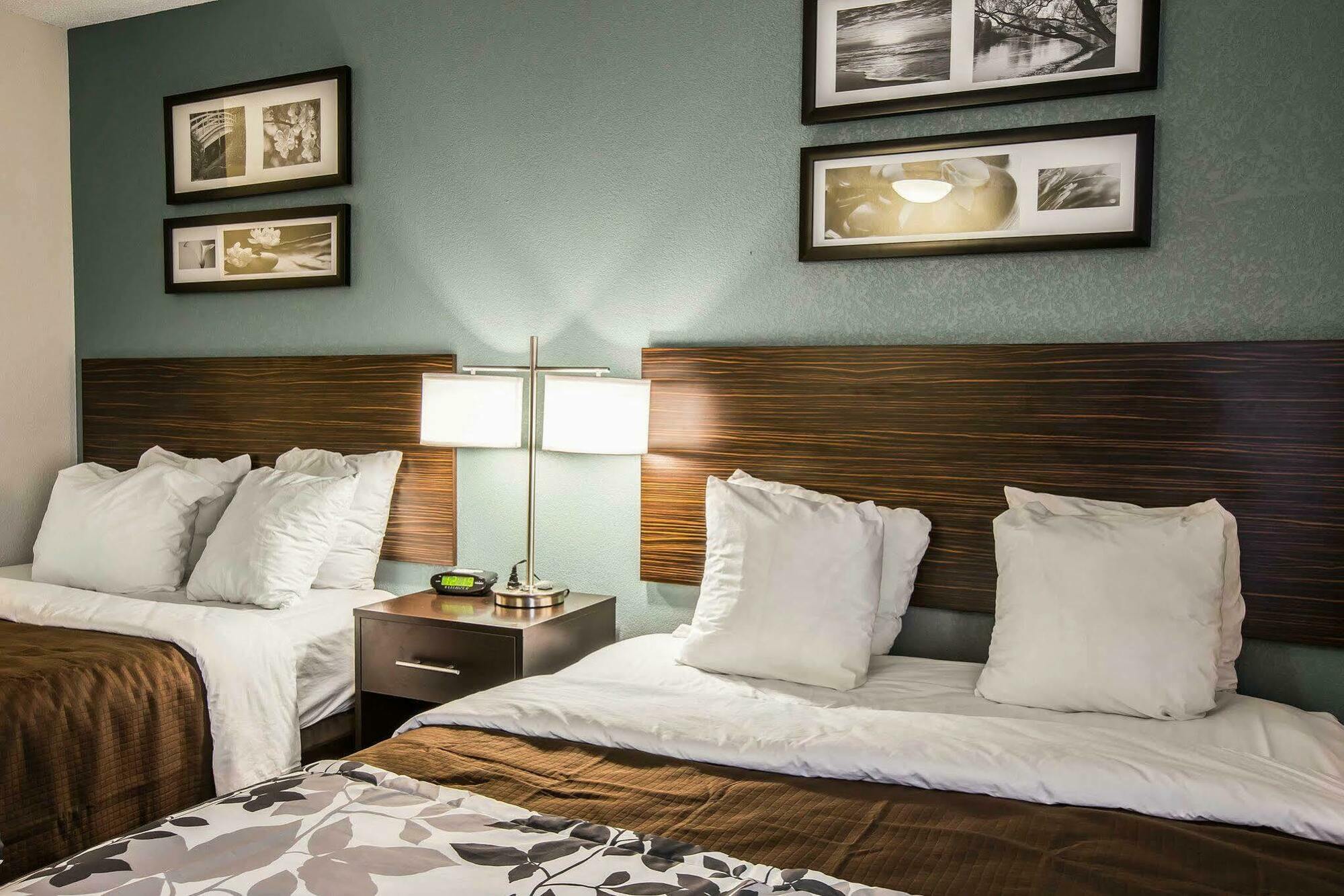Sleep Inn Greensboro Airport Екстериор снимка
