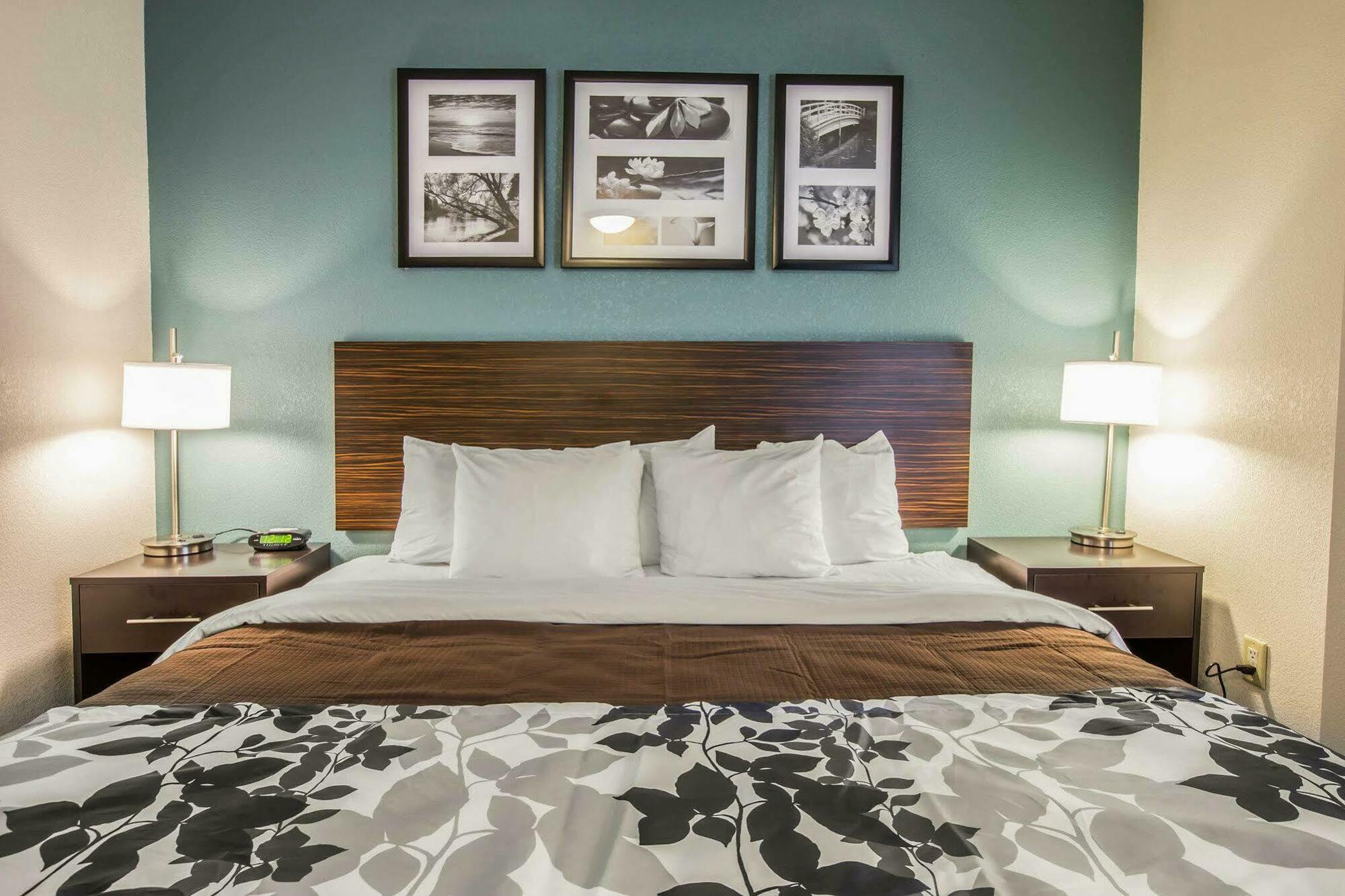 Sleep Inn Greensboro Airport Екстериор снимка